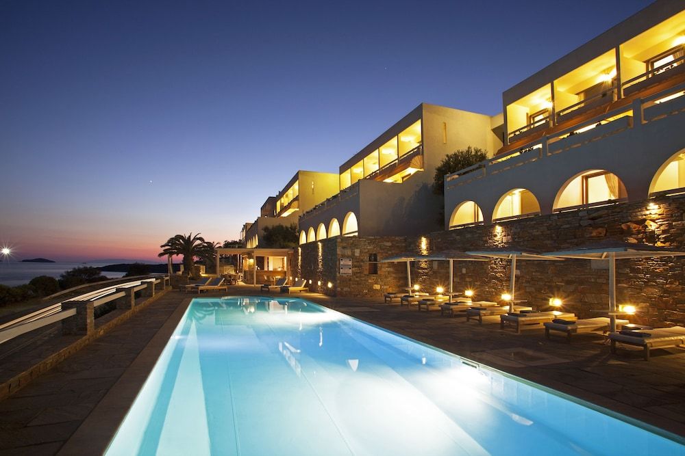 Perrakis 3 étoiles à Andros