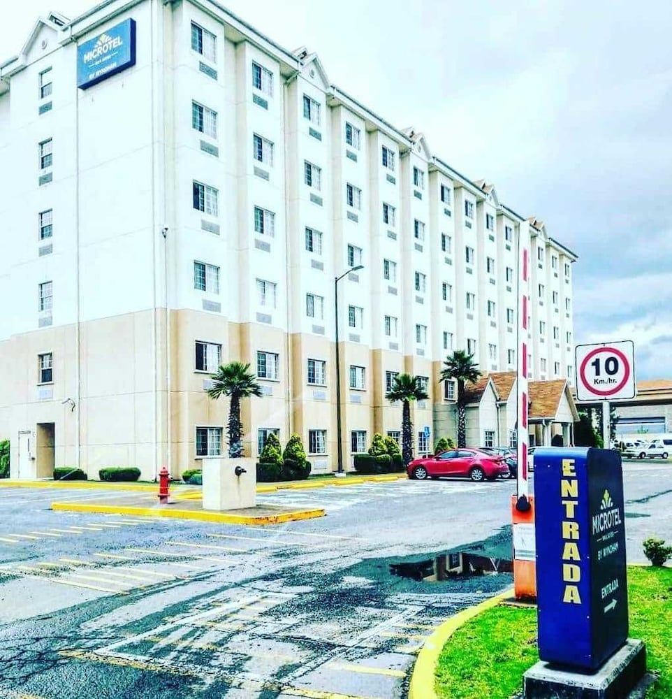 Microtel Inn & Suites By Wyndham Toluca 4 estrelas em Toluca