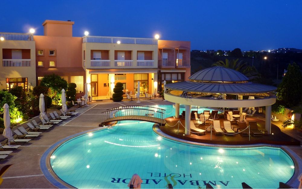 Ambassador Hotel Thessaloniki 3 estrellas en Thermi