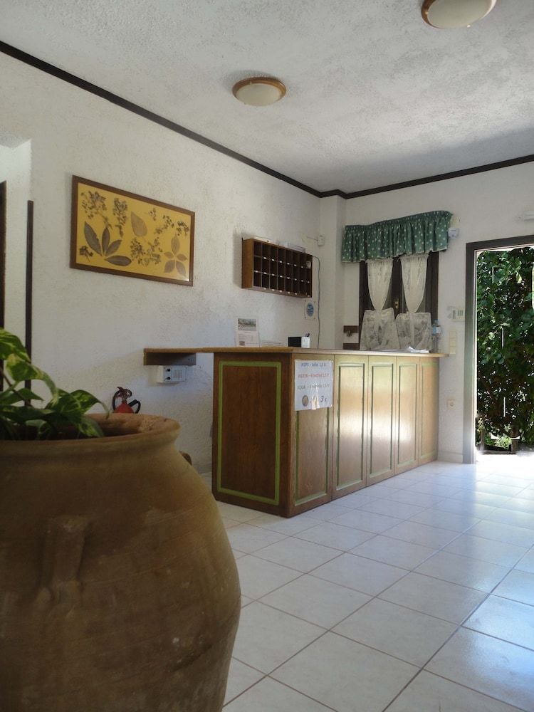 Iliostasi Beach Apts 2 Iliostasi Beach Apts 2