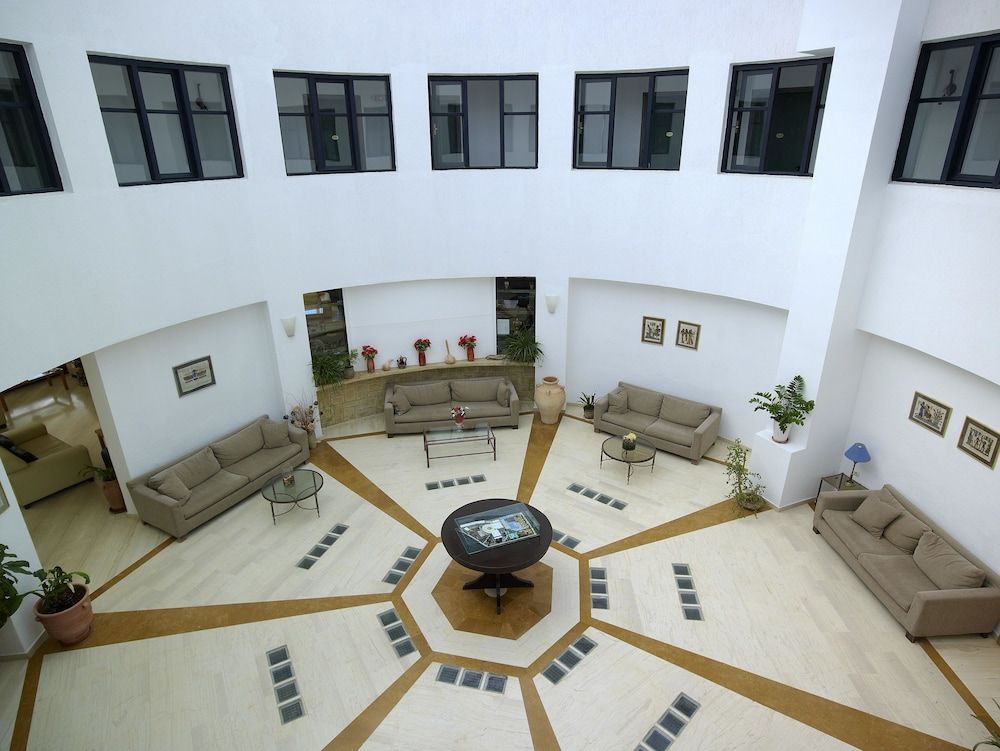 Malia Bay Beach Hotel & Bungalows 2 Malia Bay Beach Hotel & Bungalows 2