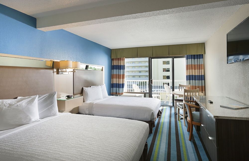 Captain's Quarters Resort 3