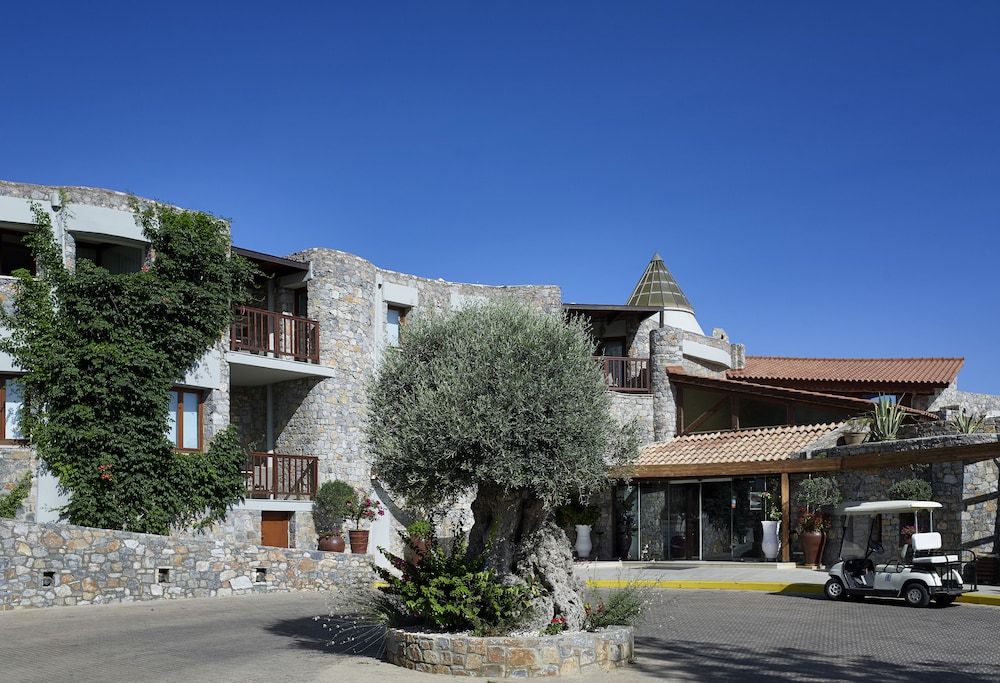 Ikaros Beach Luxury Resort Spa 3