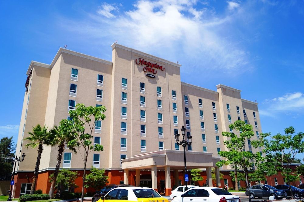 Holiday Inn Express GDL Aeropuerto 1 Holiday Inn Express GDL Aeropuerto 1