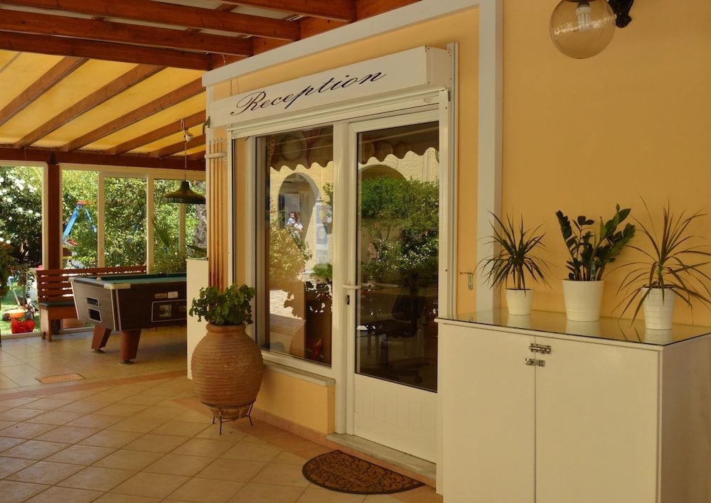 Konstantina Apartments 3