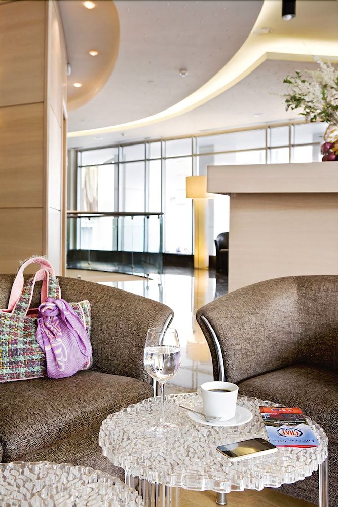 Amalia Athens 3