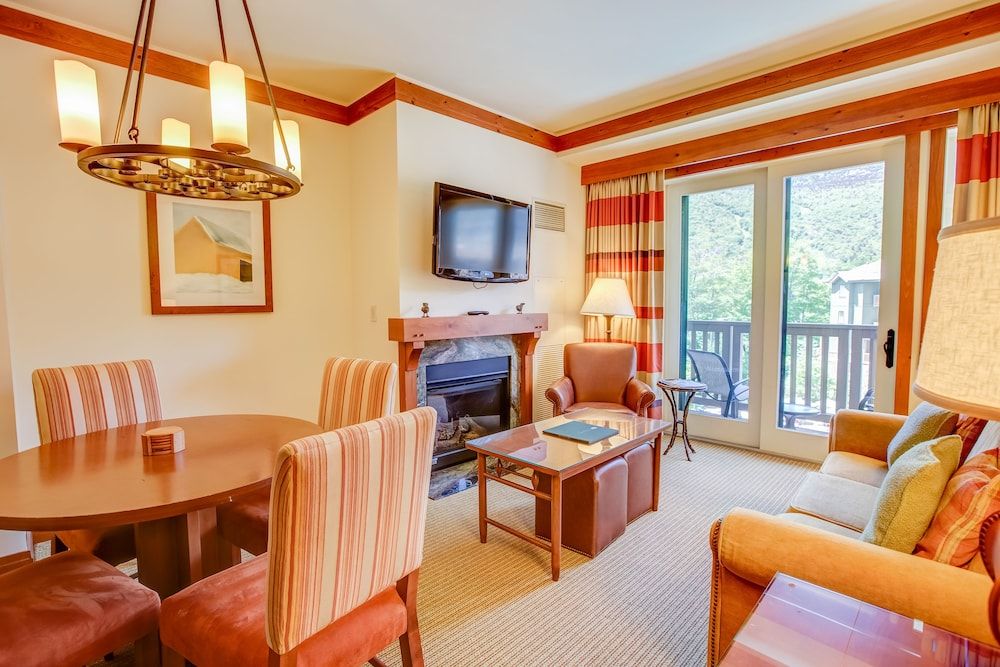 The Lodge at Spruce Peak 3