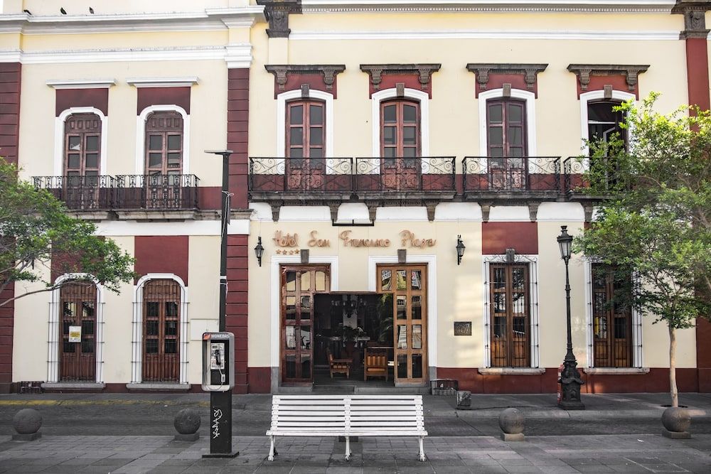 San Francisco Plaza 1