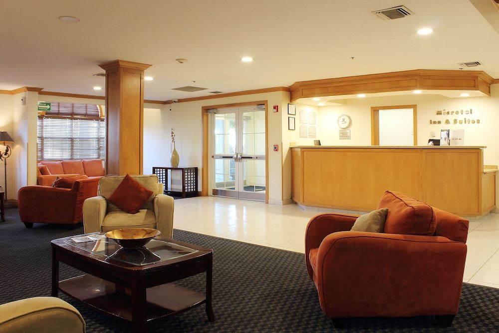 Microtel Inn and Suites By Wyndham Culiacan 2