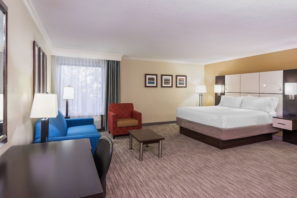 Holiday Inn Express Fort Lauderdale-Plantation 3