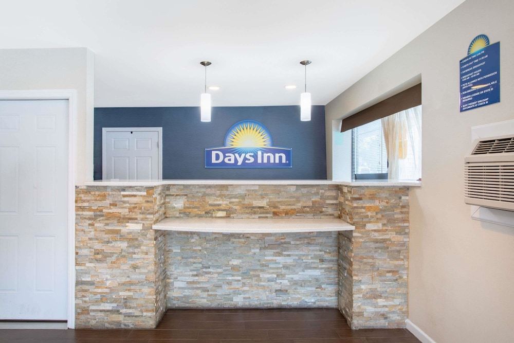 Days Inn by Wyndham Elmsford / White Plains 2 Days Inn by Wyndham Elmsford / White Plains 2
