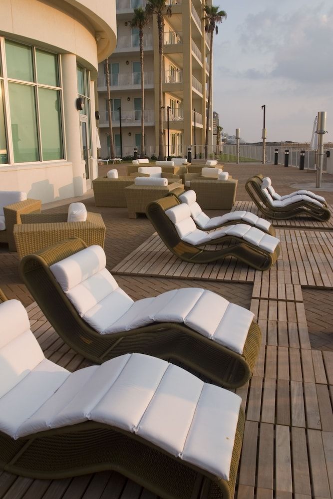 Peninsula Island Resort & Spa 1 Peninsula Island Resort & Spa 1