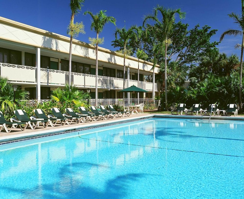 Sawgrass Inn & Conference Center 1