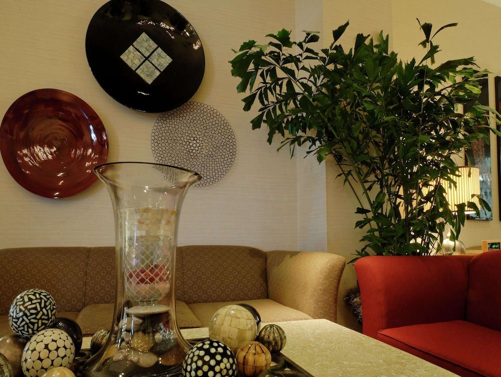 Embassy Suites Fort Myers Estero  3