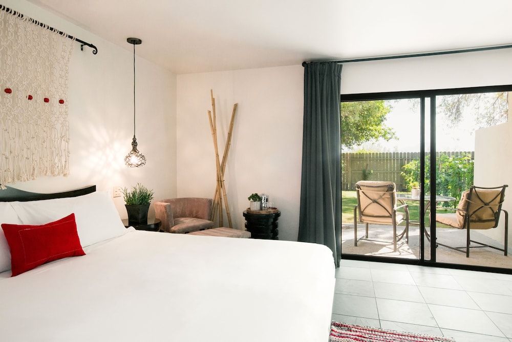 Two Bunch Palms Spa Resort - Adults Only 2