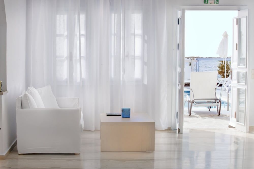 Poseidon Beach Hotel 3