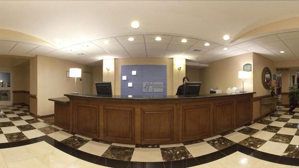 Holiday Inn Express Hotel & Suites Florida City-Ga 2