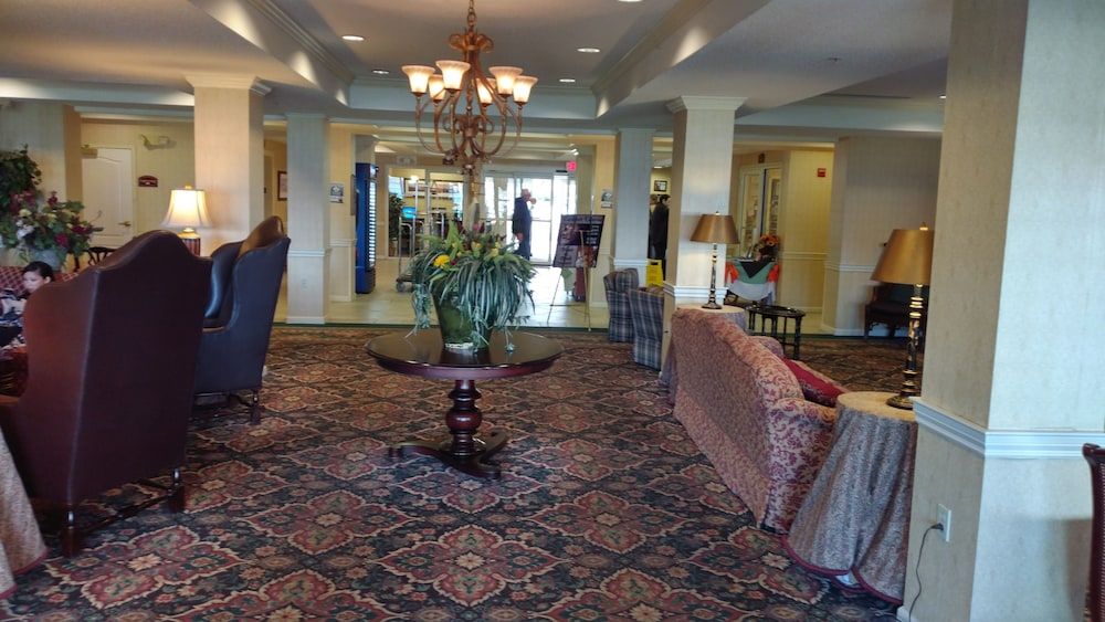 Fort William Henry Hotel and Conference Center 2