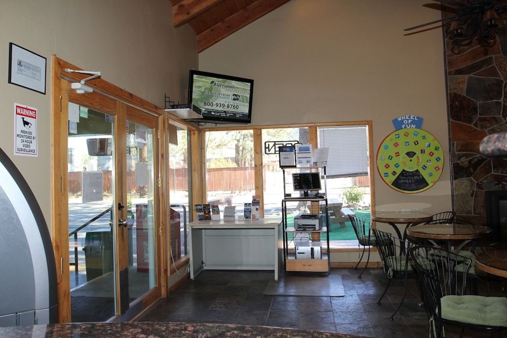 Big Pines Mountain House 3