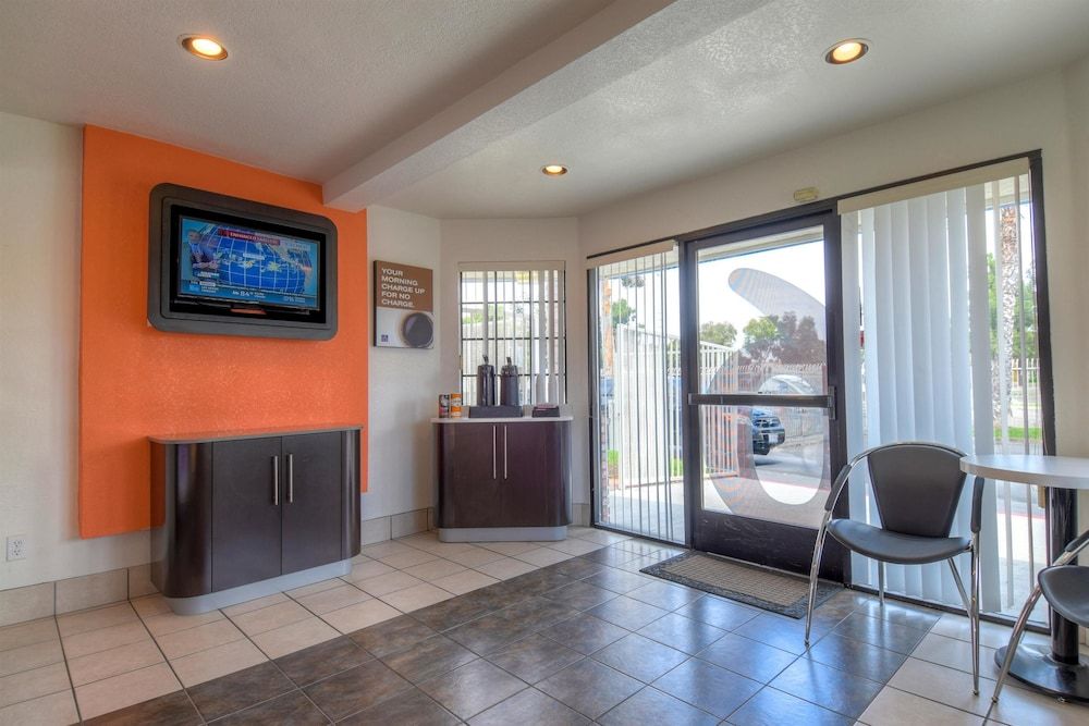 Motel 6 San Diego - Chula Vista 2