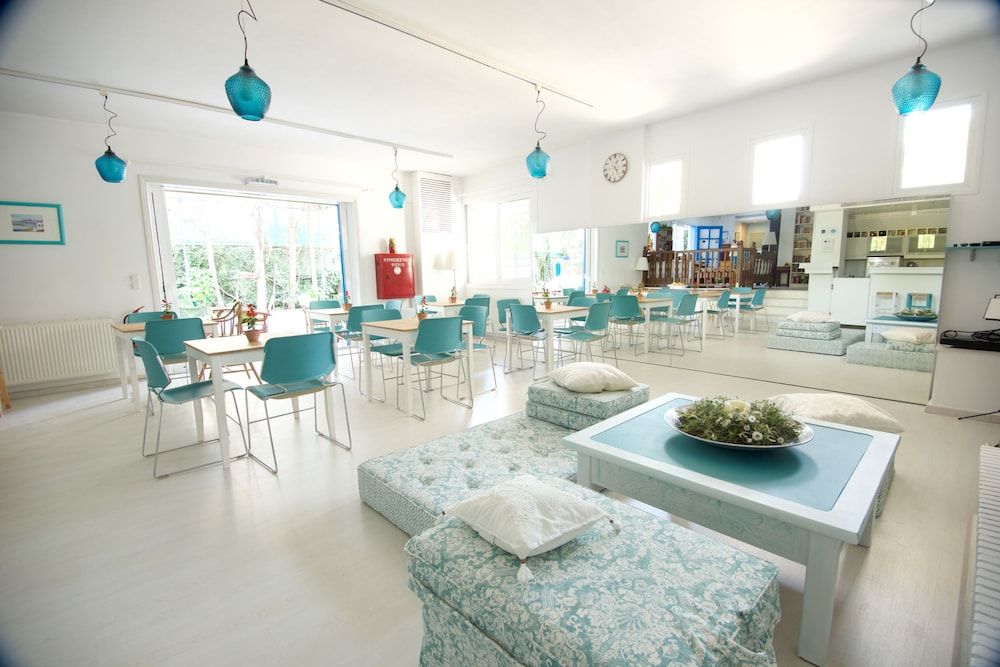 Daphne's Club Hotel Apartments 2