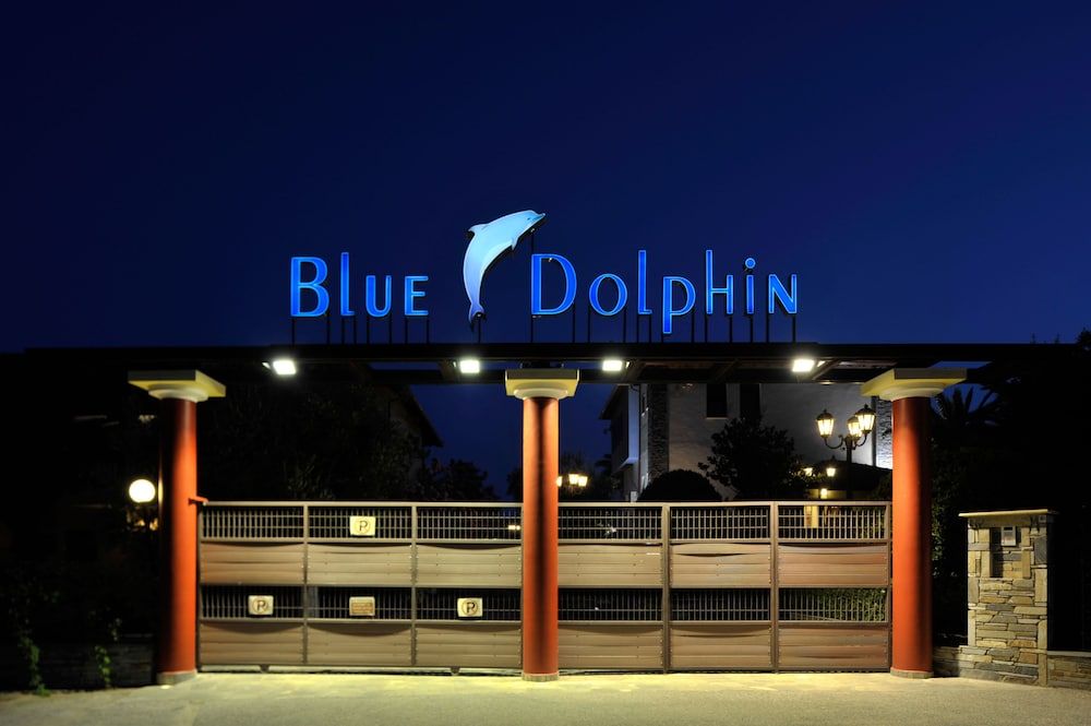 Blue Dolphin 2