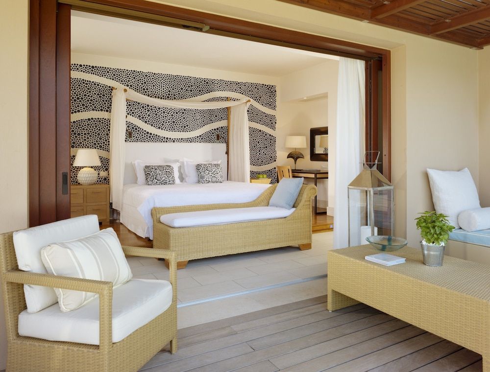 Blue Palace, a Luxury Collection Resort & Spa 3
