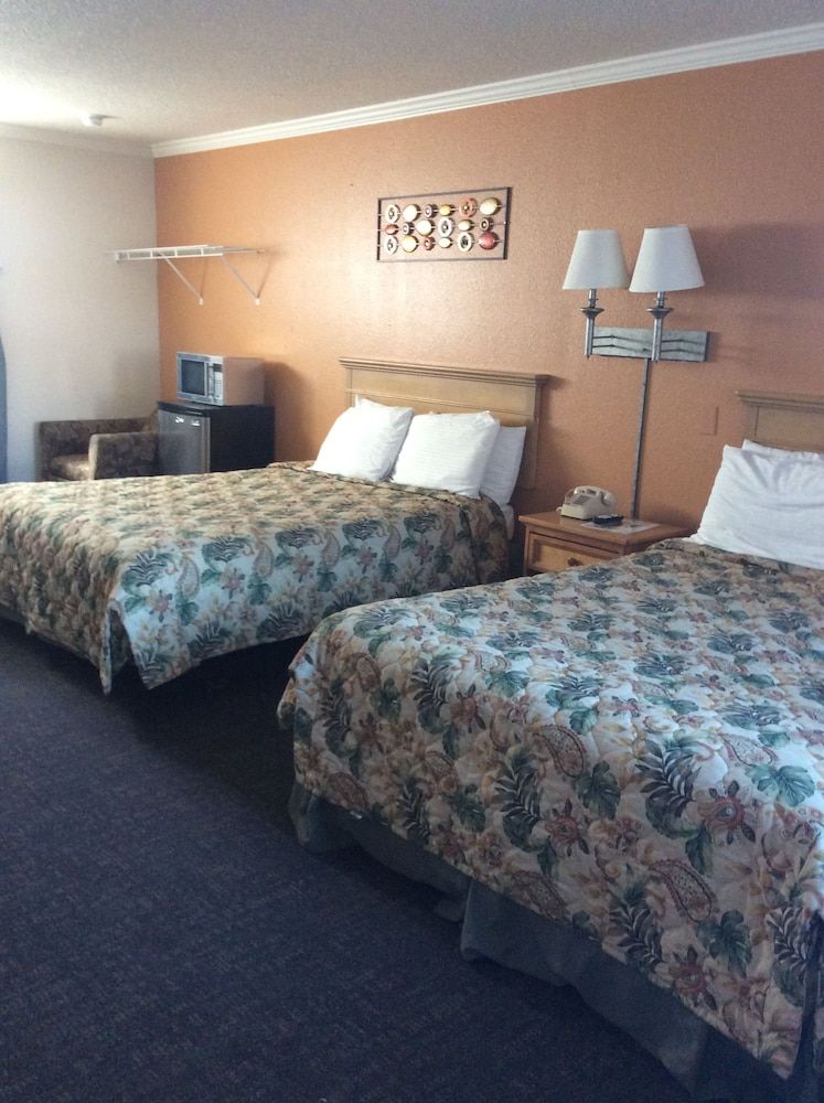 Stateline Economy Inn & Suites 2