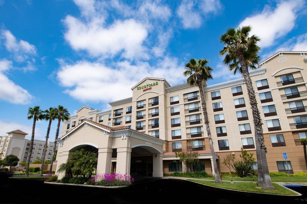 Courtyard by Marriott Newark Silicon Valley 3 étoiles à Newark