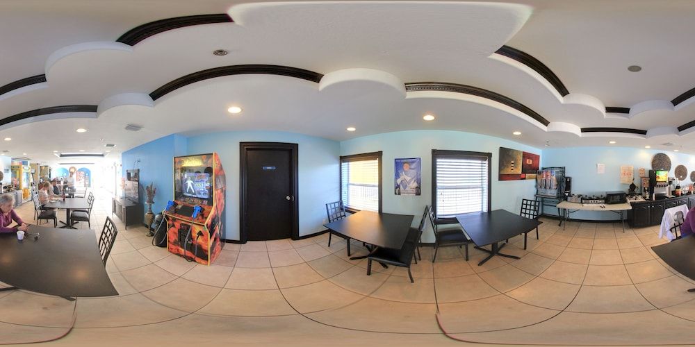 Blue Bay Inn & Suites 3 Blue Bay Inn & Suites 3