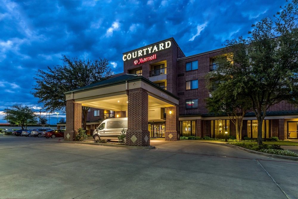 Courtyard by Marriott Dallas DFW Airport South/Irving 1