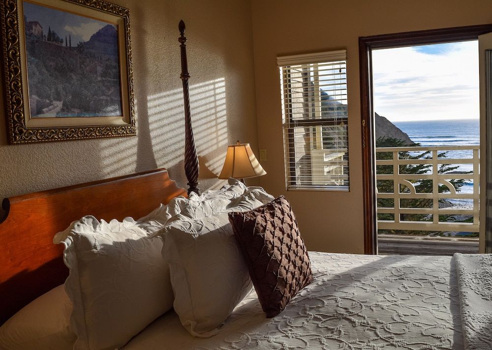 Wharf Master's Inn 3 étoiles à Point Arena