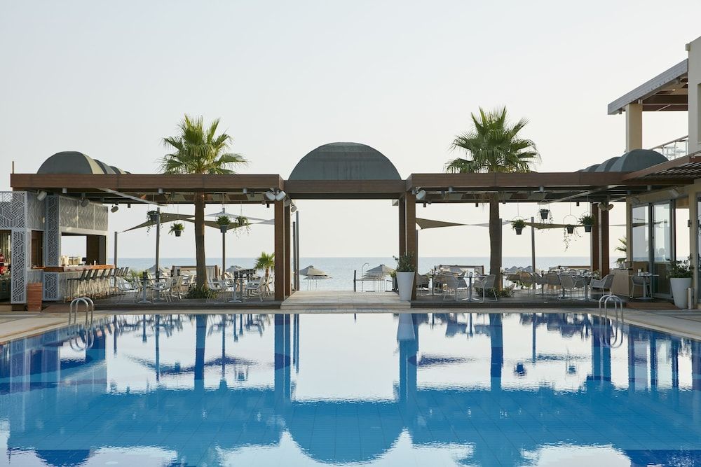 Minoa Palace Resort & Spa 5 estrellas en Plataniás