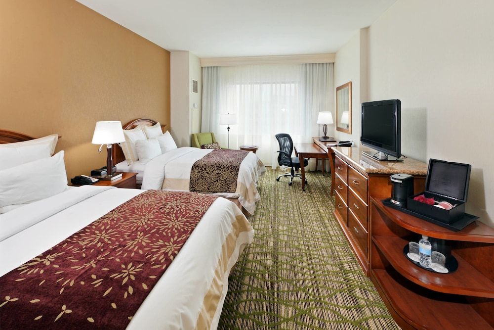 Marriott Denver South at Park Meadows 3