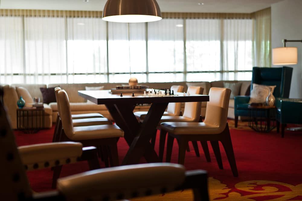 Renaissance Newark Airport Hotel 2