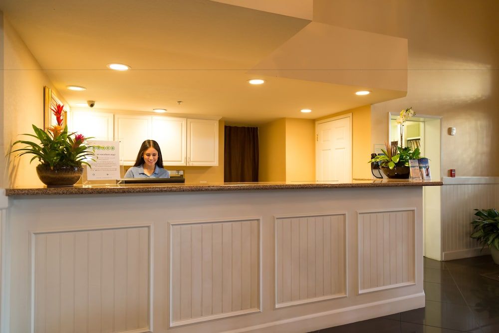 Coronado Beach Resort 2