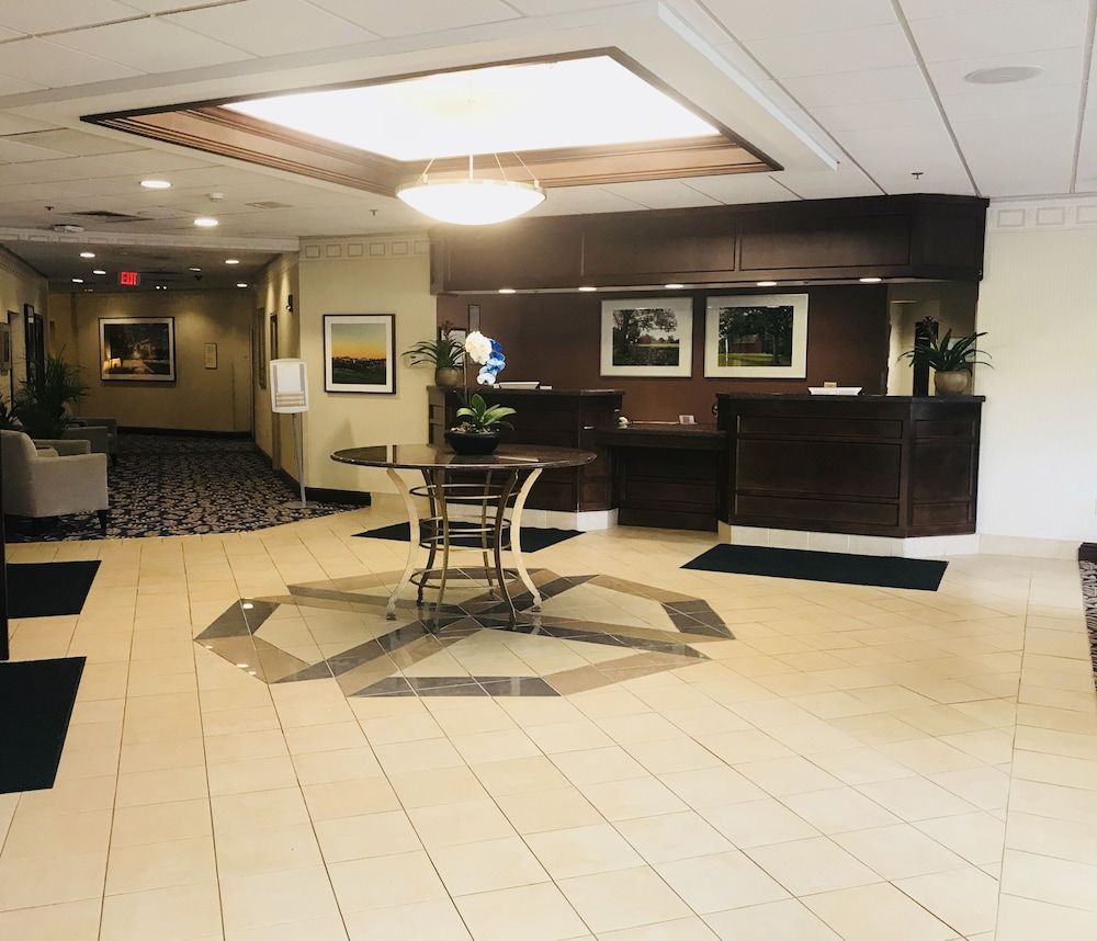 Nathan Hale Inn & Conference Center 3