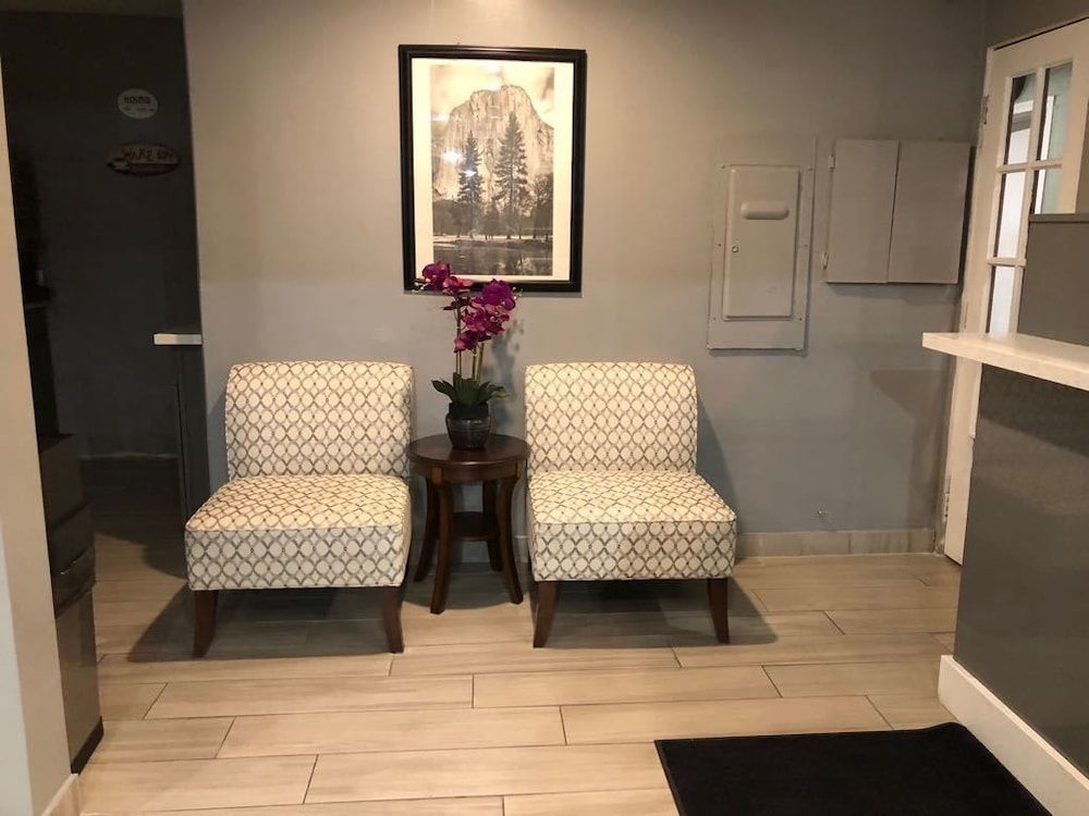 Travelodge by Wyndham Fresno Convention Center Area 3