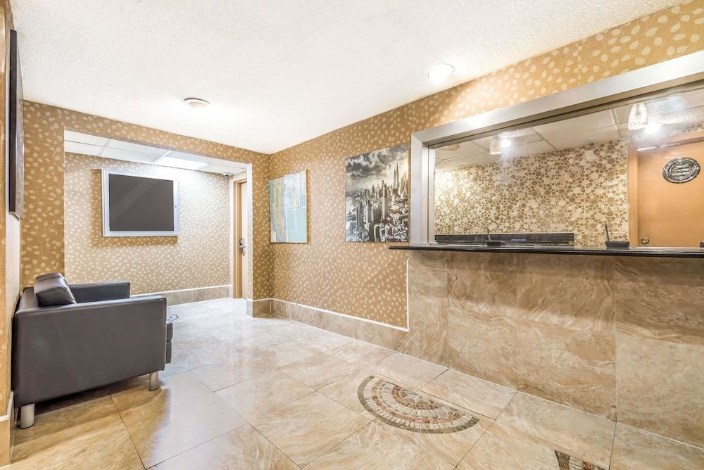 Super 8 by Wyndham North Bergen NJ/NYC Area 3