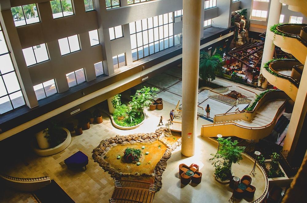 San Carlos Plaza Hotel, Beach & Convention Center 2