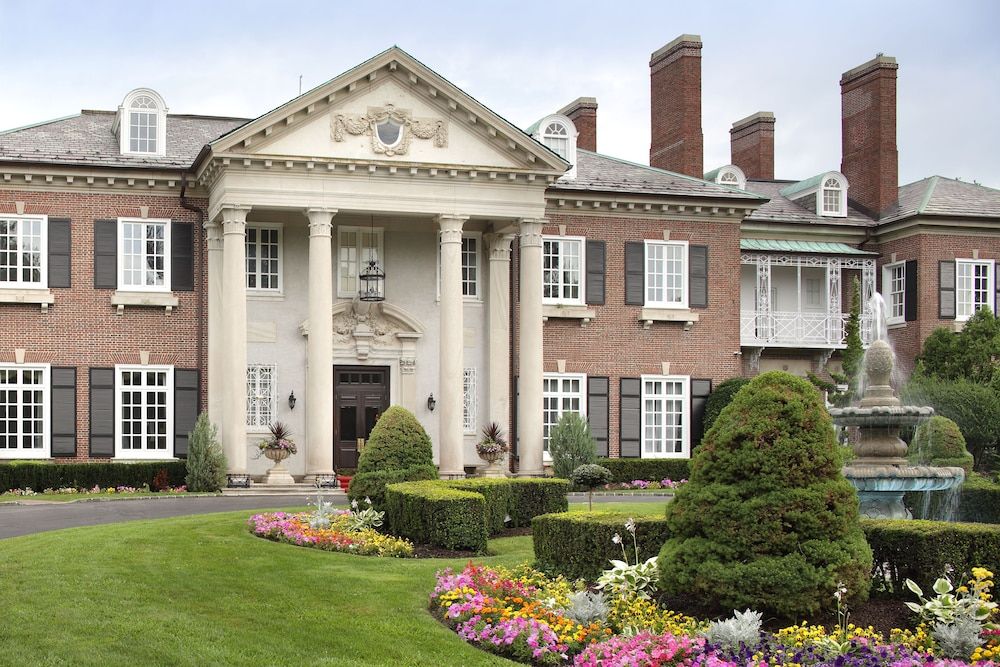 Glen Cove Mansion Hotel
