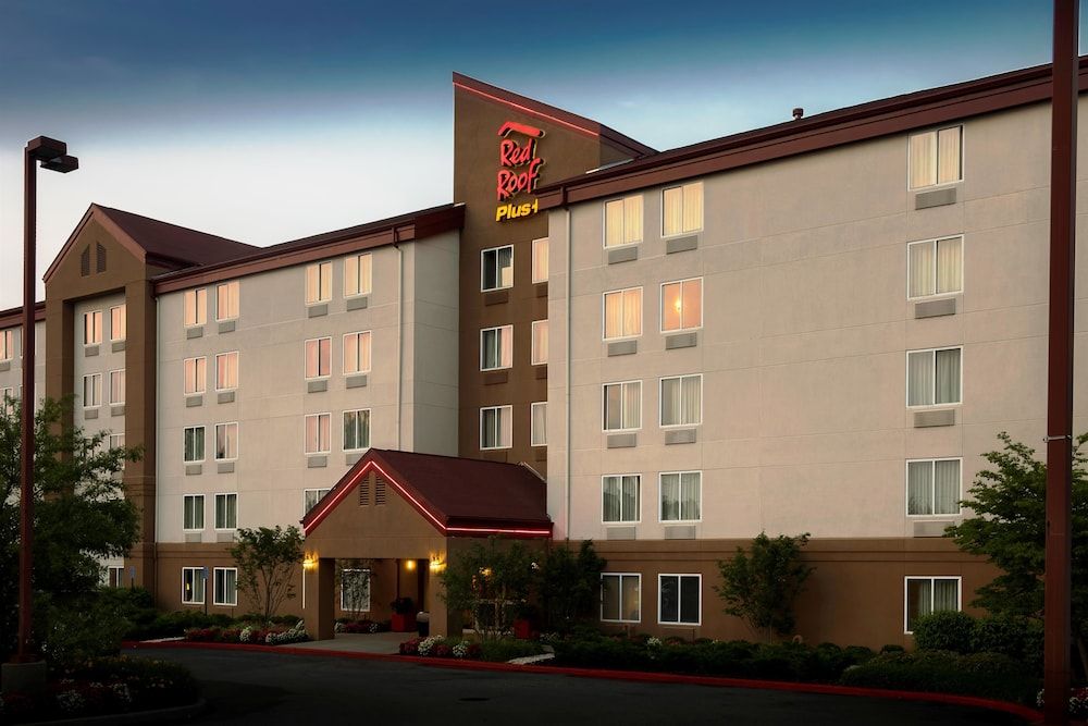 Red Roof Inn PLUS+ Long Island - Garden City 3 estrelas em Westbury