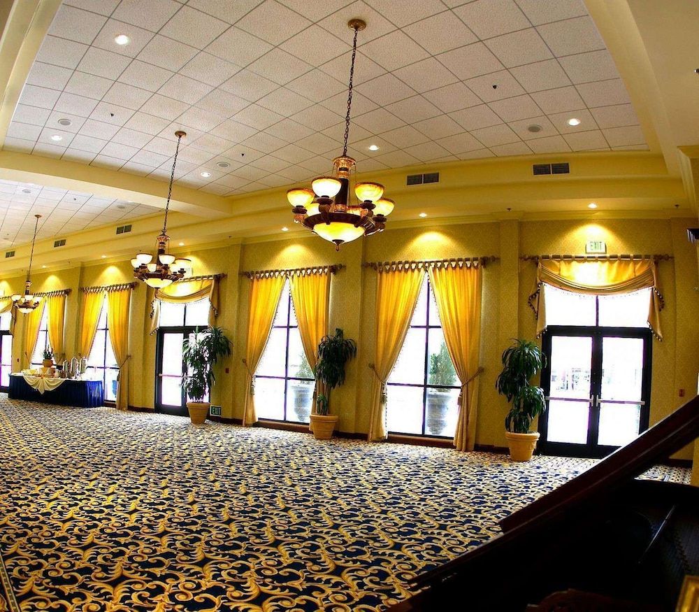 DoubleTree by Hilton Santa Ana - Orange County Airport 2