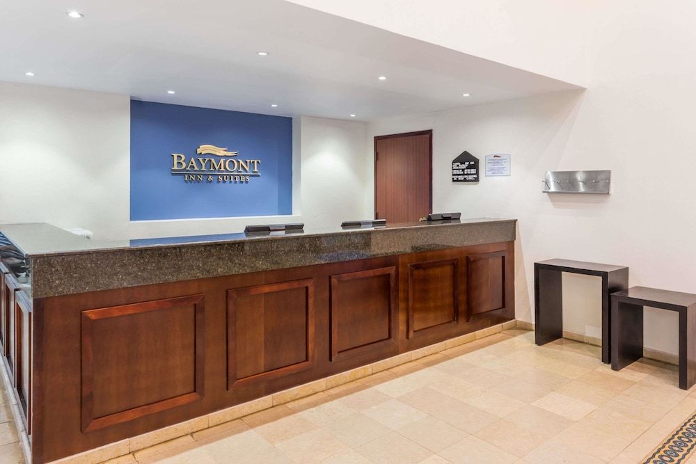 Baymont Inn & Suites Lazaro Cardenas 3