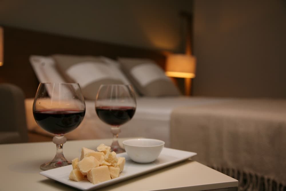 Ino Boutique Hotel & Suites 3