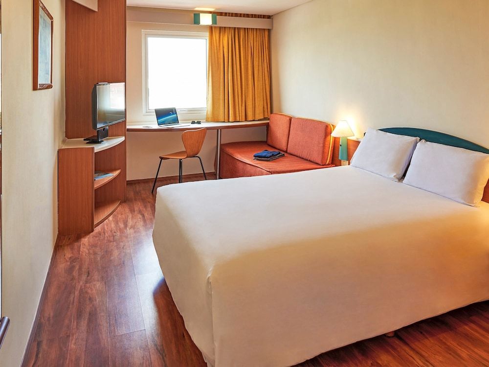 ibis Monterrey Aeropuerto 3