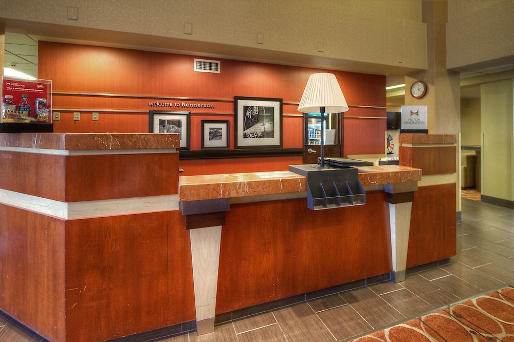 Hampton Inn & Suites Las Vegas-Henderson 2