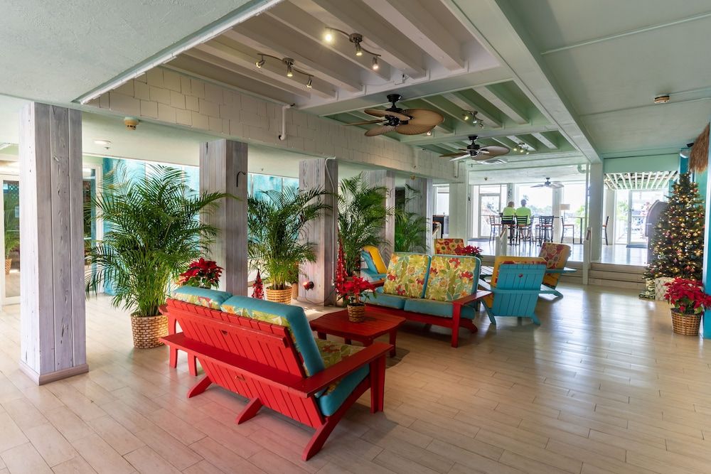 Sands Harbor Hotel & Marina 2