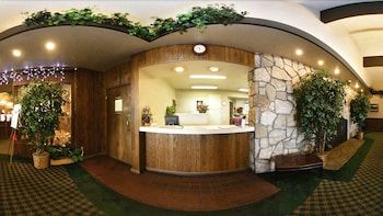 Econo Lodge new Reno-Sparks Convention Center 2 Econo Lodge new Reno-Sparks Convention Center 2