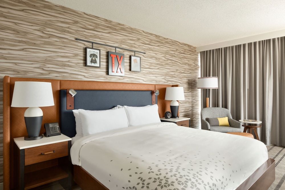 Renaissance Dallas Richardson Hotel 2